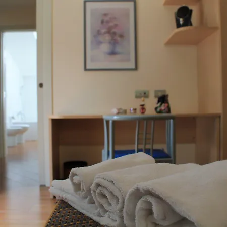 Aurora מלון פדרנו דוניאנו