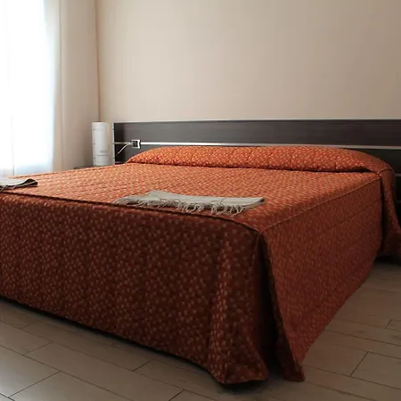 Otel Aurora