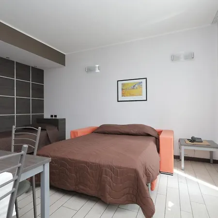 Hotel Aurora 3*