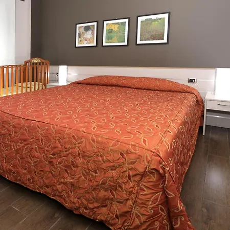 Hotel Aurora 3*