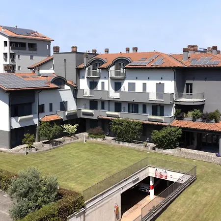 Aurora Hotel